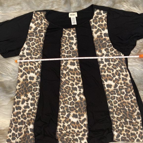 Leopard print top brand new! - Picture 5 of 10